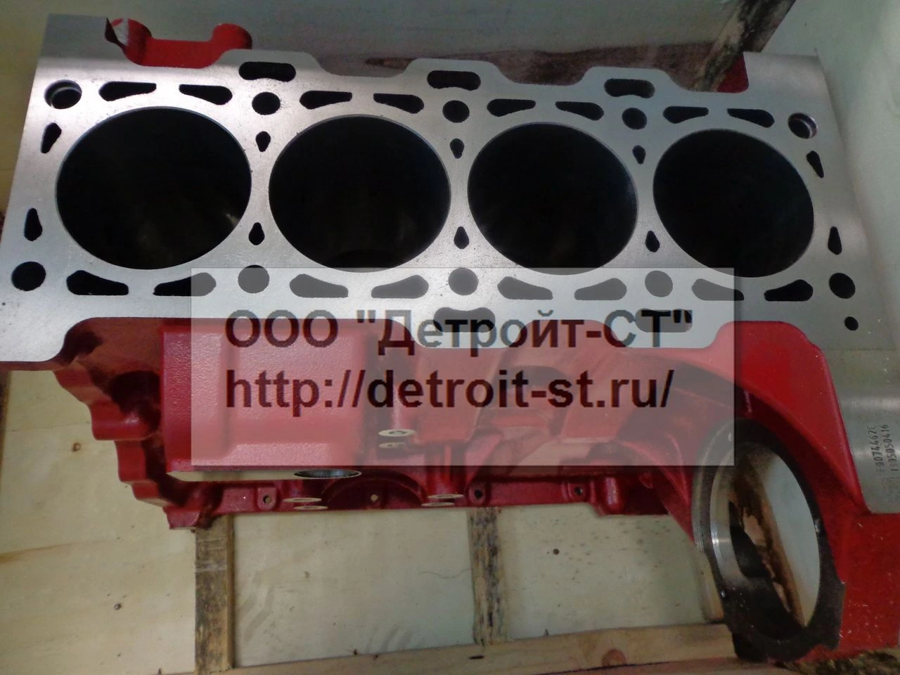 Блок цилиндров Cummins ISF 2.8 5261257 фото запчасти