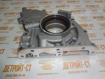 Передняя крышка водяной помпы 04259224 (04253468, 04256994) фото запчасти