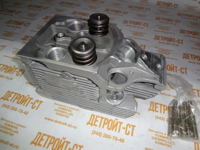 Головка блока цилиндров Deutz 04159481 (4159481, 0415-9481) фото запчасти